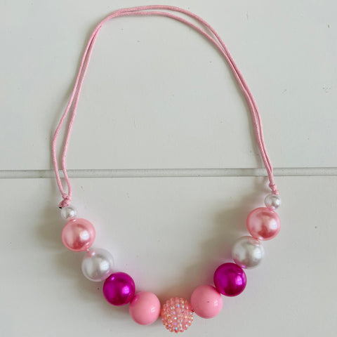 WHITE AND PINK BUBBLEGUM NECKLACE