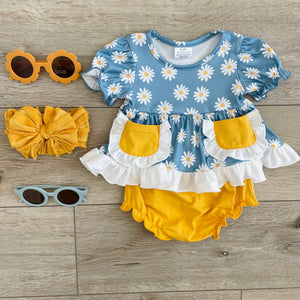 BLUE AND YELLOW DAISY TWO PIECE SUMMER SET